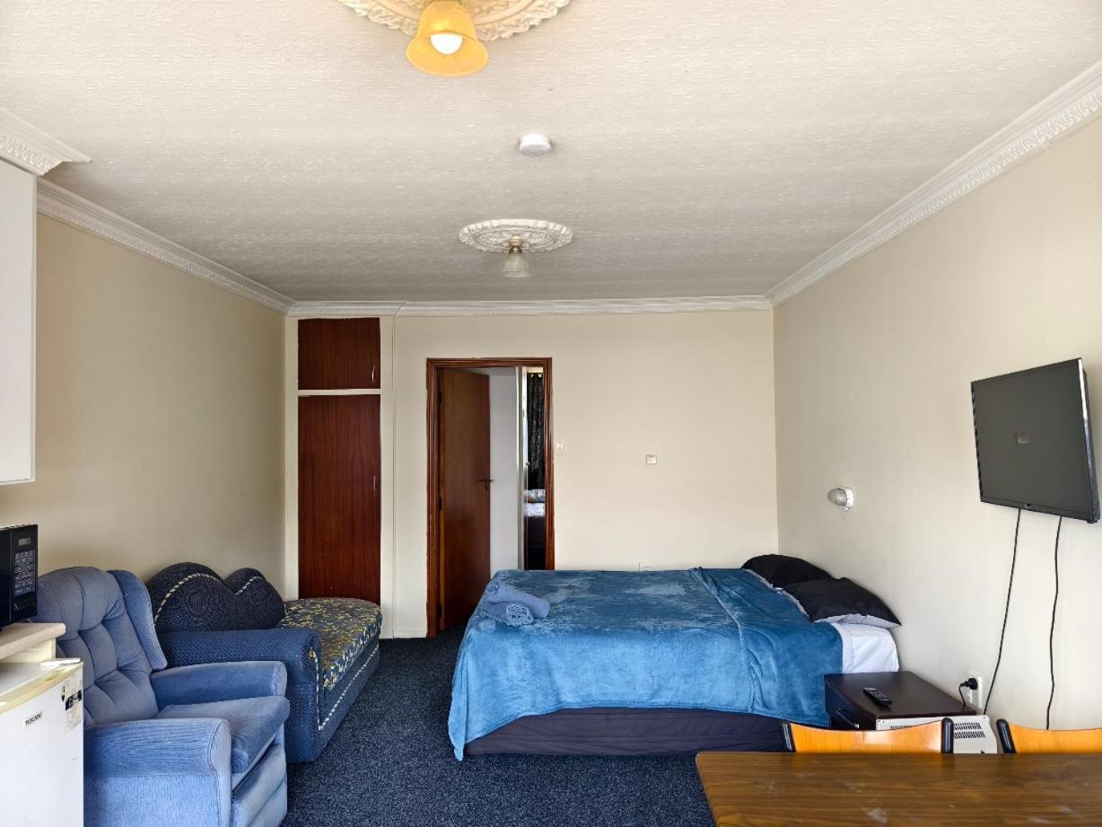 Ferry Motel Christchurch Eksteriør bilde