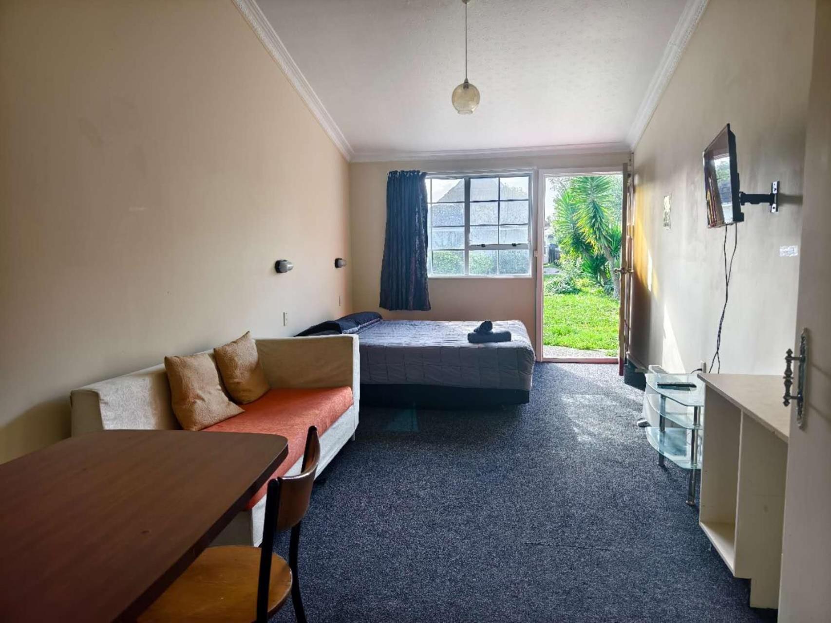 Ferry Motel Christchurch Eksteriør bilde